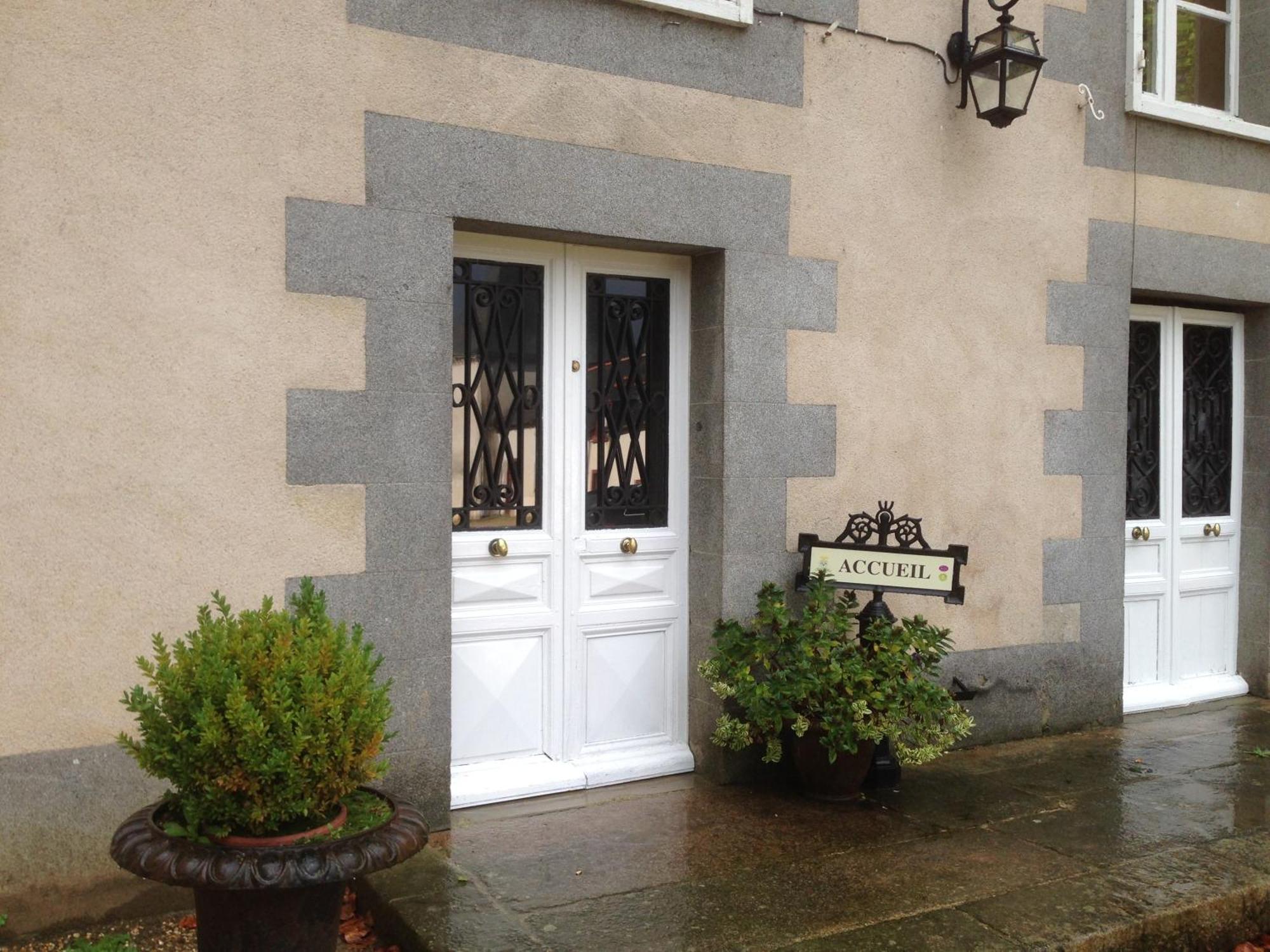 Appartement Domaine De La Freslonniere Le Rheu Bagian luar foto